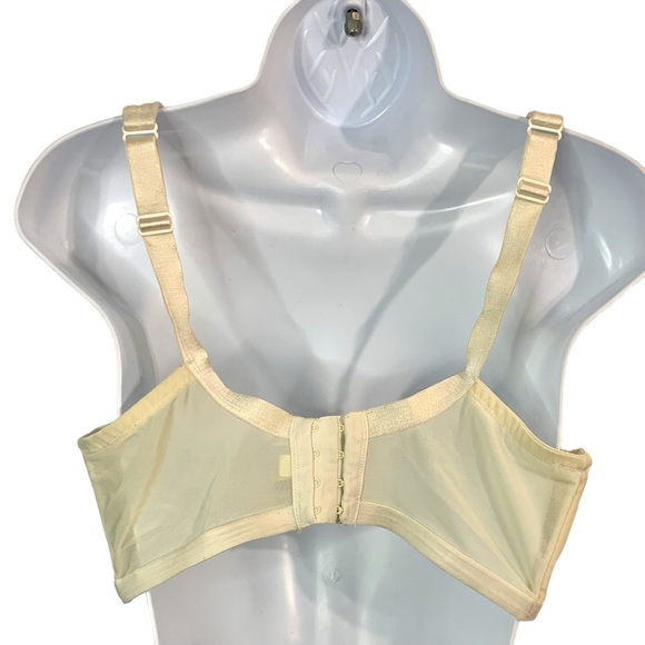 CACIQUE Full Coverage Satin Cream Underwire Bra Sz 38F - Picture 4 of 8